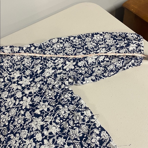 Falls Creek Navy and White Floral Blouse - Picture 8 of 10